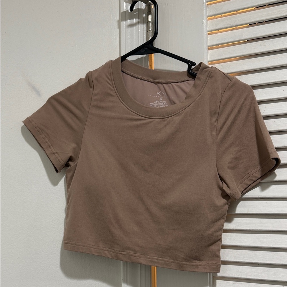 Klassy network tshirt cropped brami